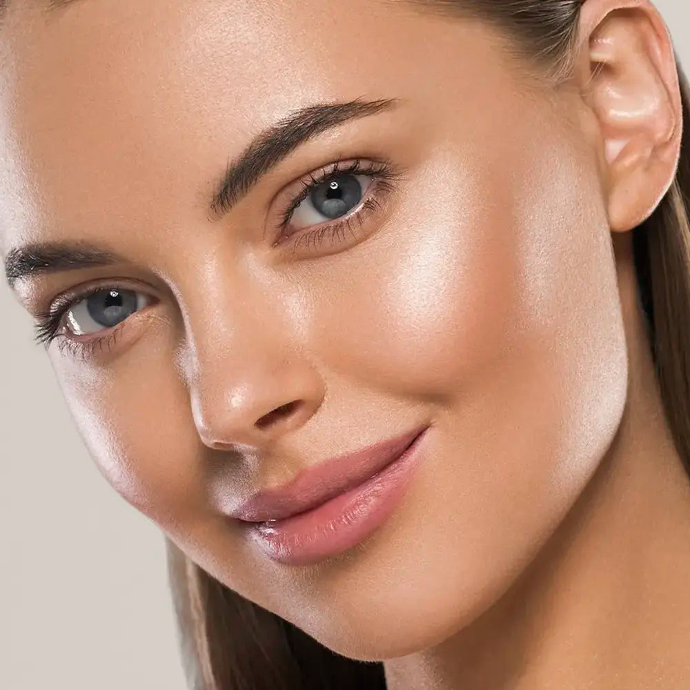 Essence - Pore Reducing and Mattifying Primer Poreless Partner - 30ml